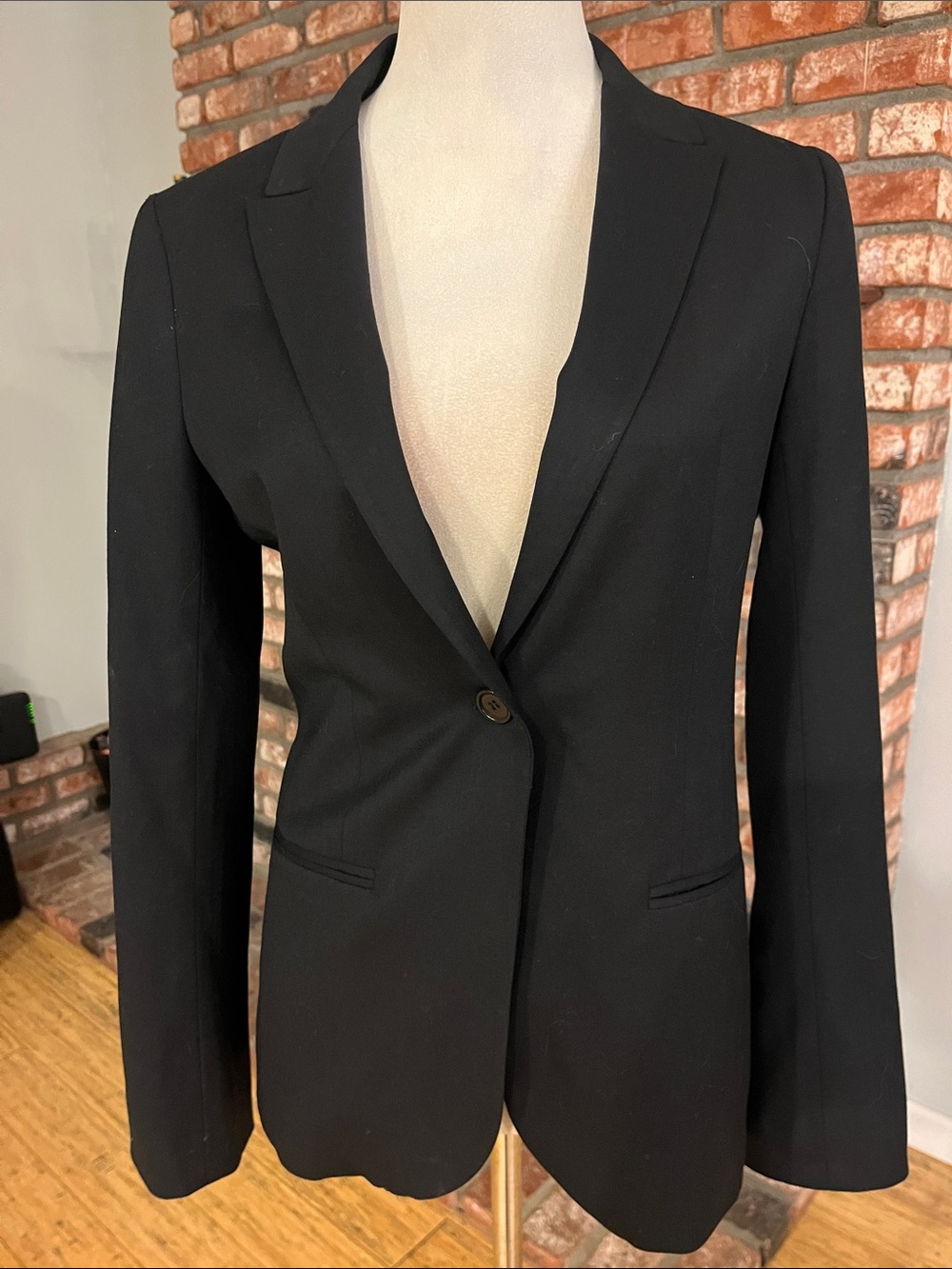 Theory Black Tailored Single-Button Blazer